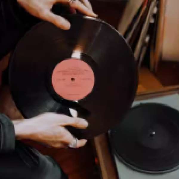 歌曲：old CD